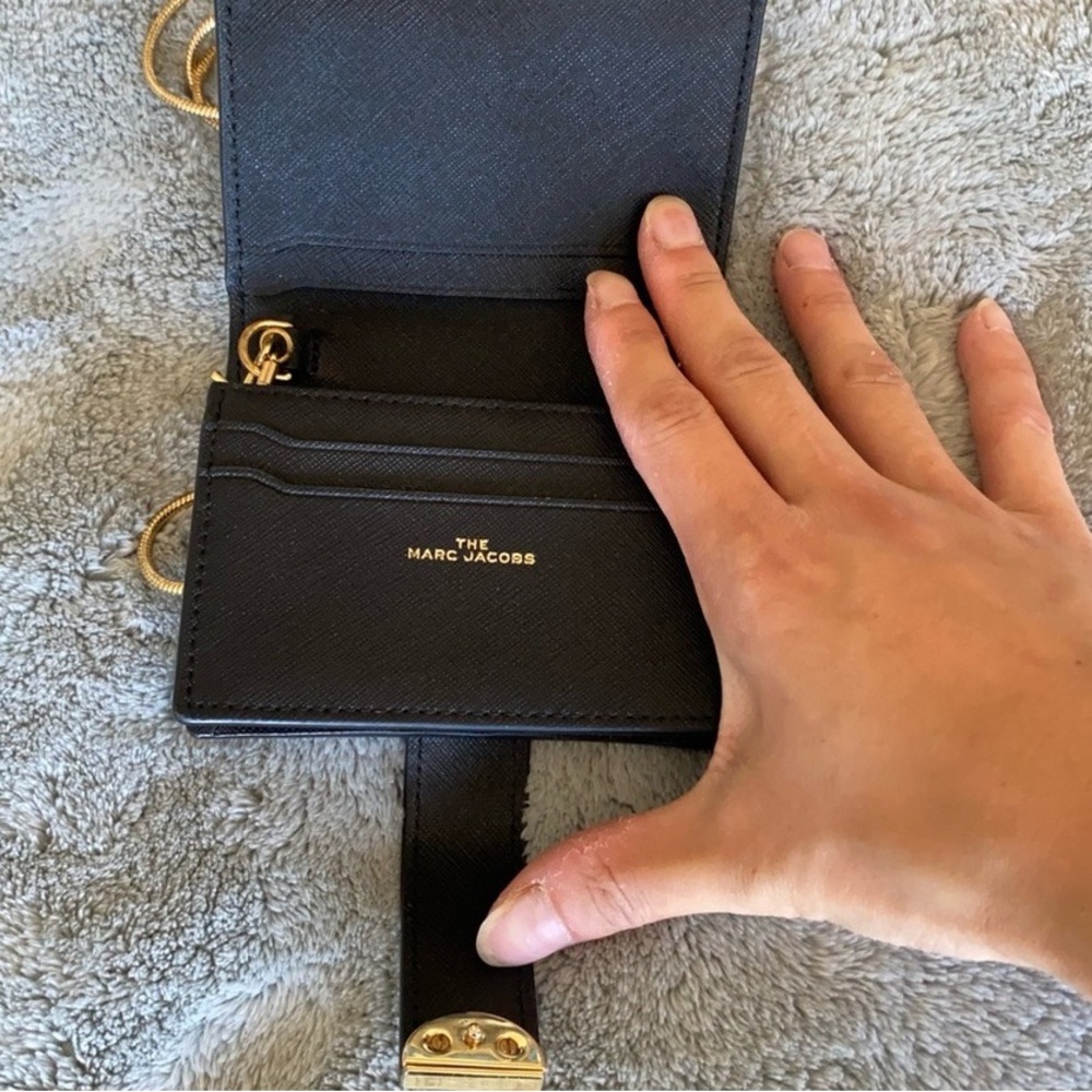 Elegant Black Crossbody Bag